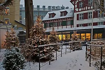 Hofgarten 4*