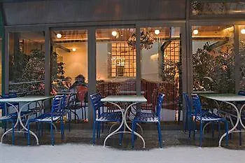 Hotell Hofgarten 4*